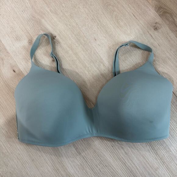 Victoria's Secret Blue Grey T Shirt Lightly Lined Wireless Bra Size 38D - Picture 1 of 6